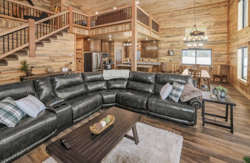 Island Park Cabin | Moonlight Meadows+AC+Hotub+WiFi+20mintoYellowstone