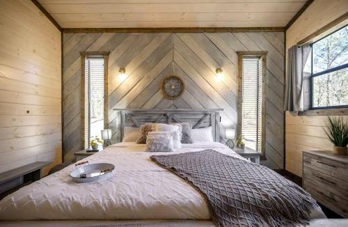 Pickens House | Moonlight Trail