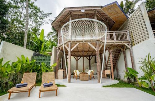 Melayang Cabin | Moonlit Jungle