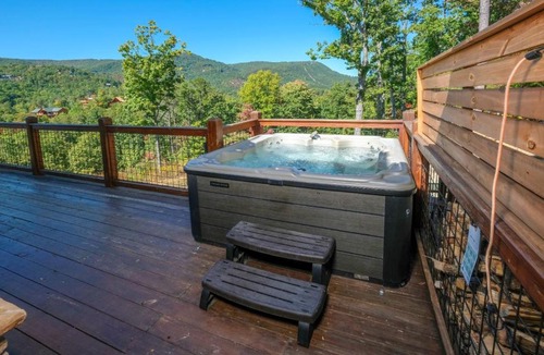 Sevierville Villa | Moonlit Lodge
