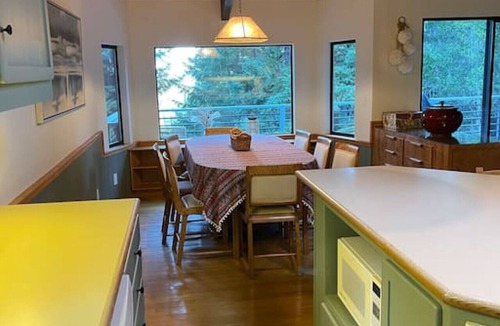 Gualala House | Moonrise Forest Retreat~Game Room-EV