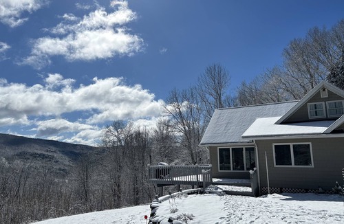 Roxbury House | Moonrise Mountain House, Catskills Ski Retreat