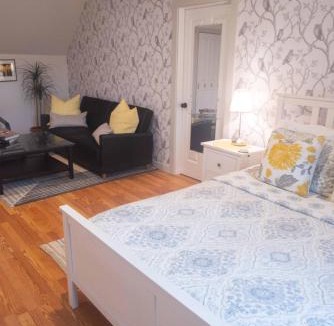 Hammondsport Bed & Breakfast | Moonshadow B&B