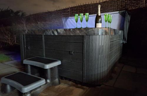 Norwich House | Moonsticks