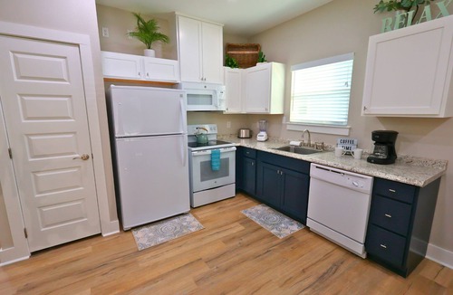 Fulton Cottage | Moonstone Cottage at The Oasis