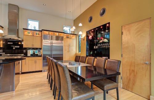 Breckenridge Heights House | Moonstone Modern by Great Western Lodging
