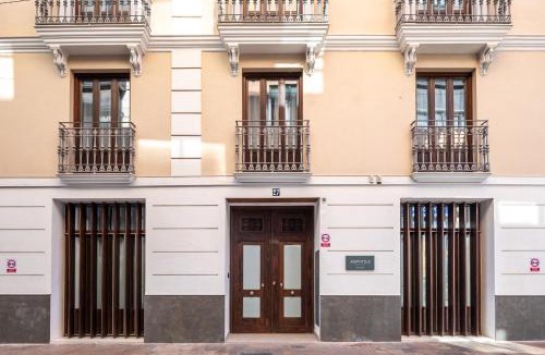 La Roqueta Apartment | Moontels Plaza de Vannes