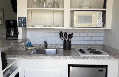 Old Orchard Beach Hotel | Moontide Motel Cabins & Apartments