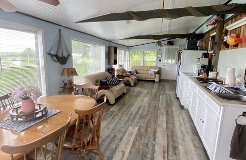 Cape Vincent House | Moonwake on Mudd Bay