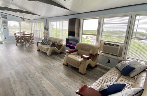 Cape Vincent House | Moonwake on Mudd Bay