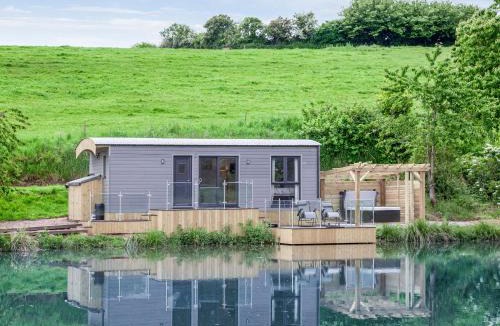 Bradninch House | Moor Hen Shepherd Hut - Uk33888