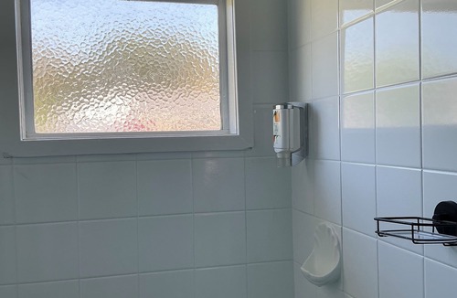 Moore Park Beach Hotel | Moore Park Beach Motel