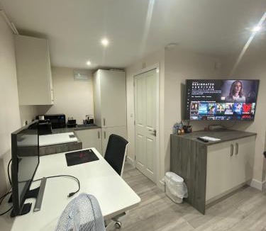 Dunstable House | Moore Place