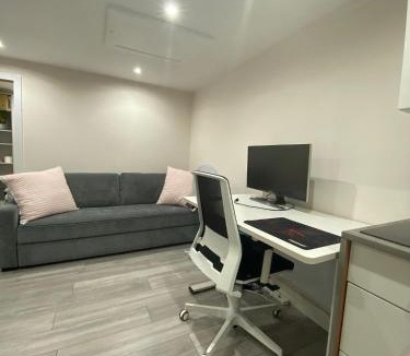 Dunstable House | Moore Place