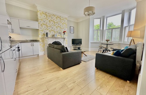 Acomb Apartment | Moorgate View - Free On Street Parking