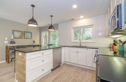 Palmetto Dunes Cottage | Mooring Buoy 187 by Hilton Head Retreats