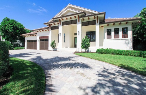 Moorings House | Moorings Rental w/4BR, 4.5 Bath & Pool