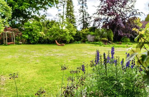 Chilcompton House | Moorlands