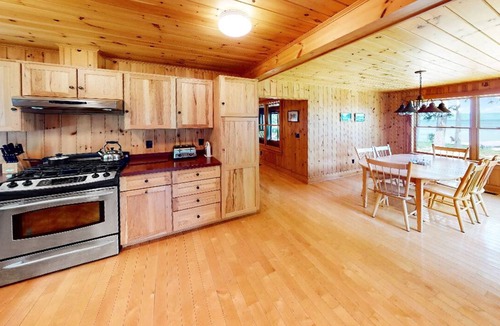 Greenville Junction House | Moose Bay Lookout (Waterfront on Moosehead Lake!)