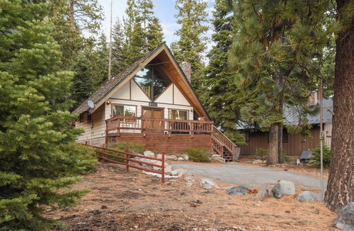 Carnelian Bay House | Moose Cabin | Year-Round Outdoor Fun w/BBQ