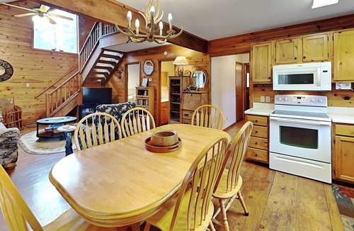 Ruidoso Cabin | Moose Manor by Ruidoso Vacation Rentals