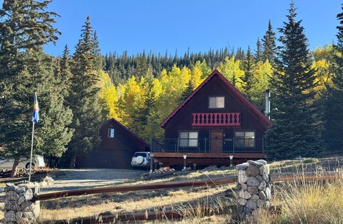 Alma Cabin | Moose Mountain Cabin