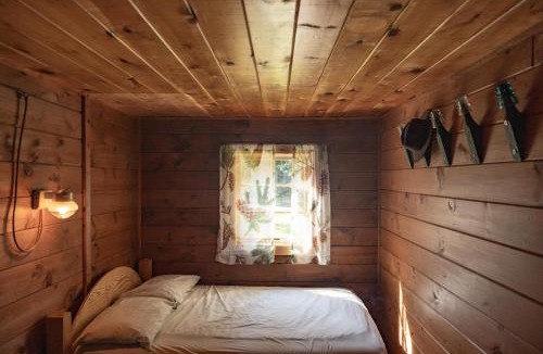 Monson Hotel | Moose Point Cabin