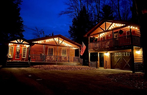 Town of Webb Cabin | Moose River Landing Cabin on the Majestic Moose River! Waterfront - Old Forge NY
