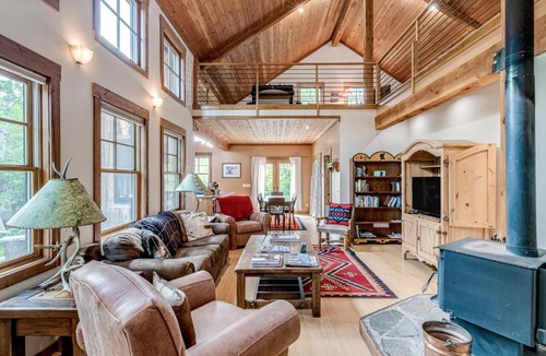 Victor House | Moose Trail Adventure Home