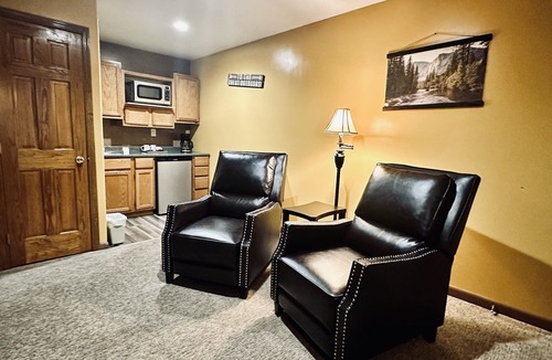 Rangely Cabin | Moosehead Lodge & Cabins