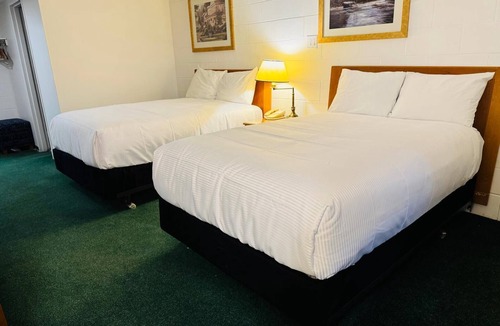 Moose Jaw Hotel | Moosejaw Inn