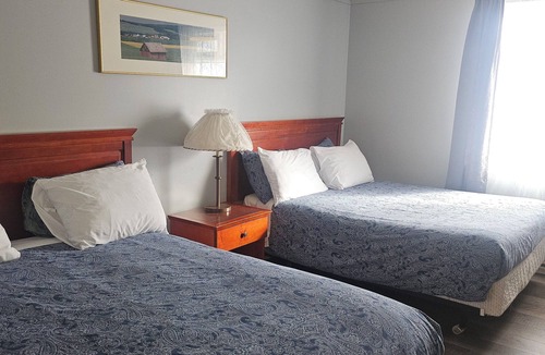 Moosomin Hotel | Moosomin Country Squire Inn
