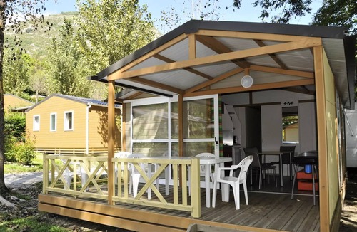 Alliat Ski Chalet | Moréa chalet 2010 sleeps 5