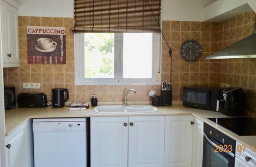 San Jaime Villa | Moraira 4 bed spacious private pool villa, A/C, wifi, table tennis, pool table