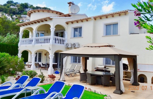 San Jaime Villa | Moraira 4 bed spacious private pool villa, A/C, wifi, table tennis, pool table