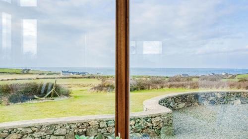 Llanfaethlu House | Moranedd