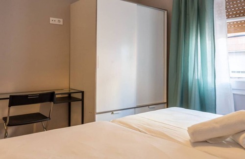 El Carmel Apartment | MORATIN 2h - Two Bedroom Apartment, Sleeps 3