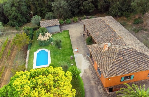 Palamos House | More Terracotta. Fabulous house located among vineyards.