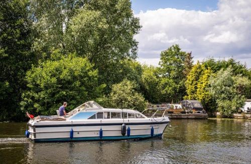 Horning House | Morea Cottage - 2 Bed - Hot tub