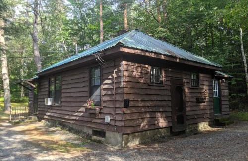 Ray Brook Cabin | Moreno's Adirondack Cabins