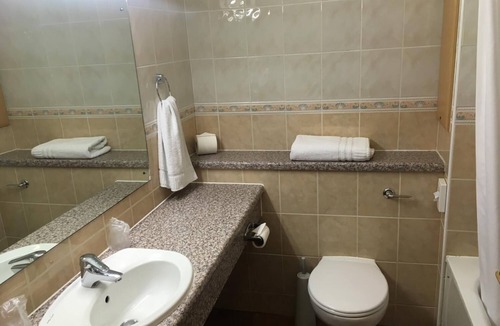 Chirk Bank Hotel | Moreton Park Lodge