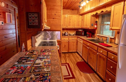 Hartford Cabin | Morgan's Creek