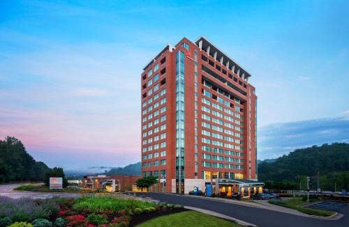 Morgantown Hotel | Morgantown Marriott at Waterfront Place