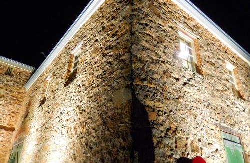 Norton Summit Bed & Breakfast | Morialta Barns