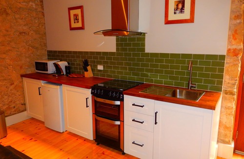 Norton Summit Cottage | Morialta Barns - The Loft - Unique Heritage Accommodation