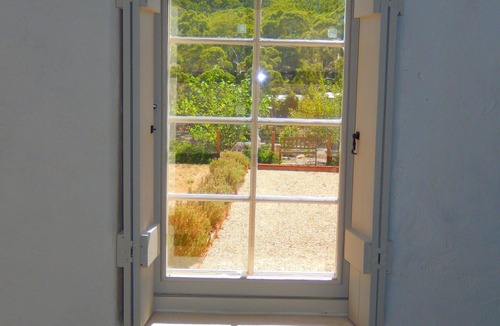 Norton Summit Cottage | Morialta Barns - The Bakery - Unique Heritage Accommodation