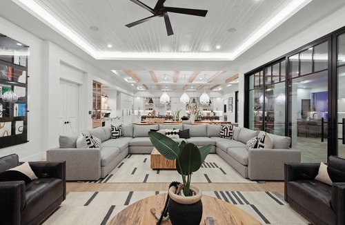 Four Corners Villa | Morlando Space Mansion-TT469