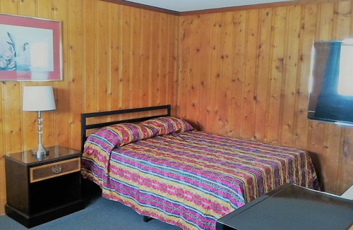 Paris Hotel | Morley Motel