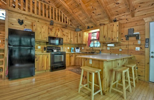 Aska Cabin | Morning Dew | Hot Tub | Fire Pit