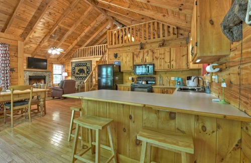 Aska Cabin | Morning Dew | Hot Tub | Fire Pit